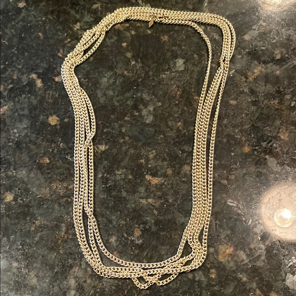Vintage Sarah Coventry single strand necklace